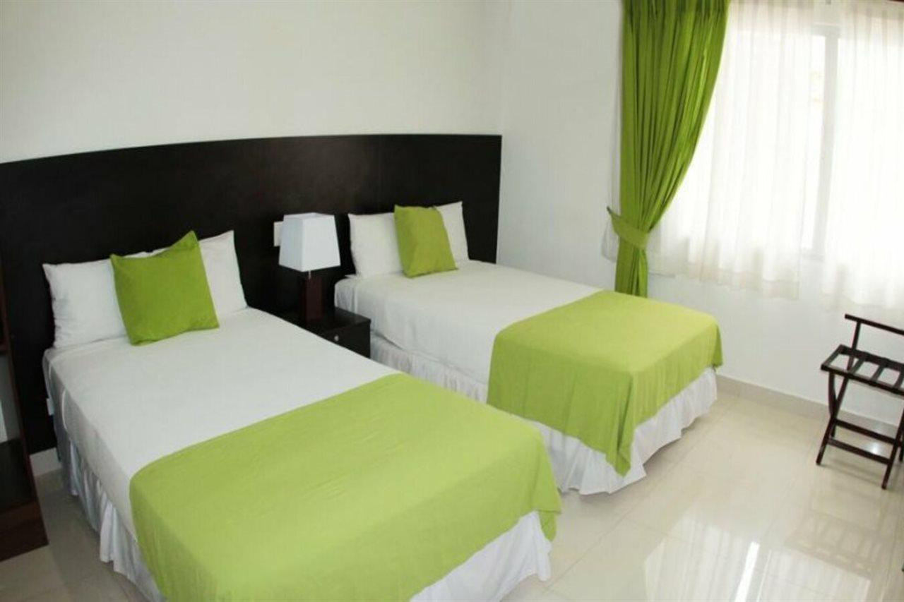 Az Hotel And Suites Панама Сити Екстериор снимка