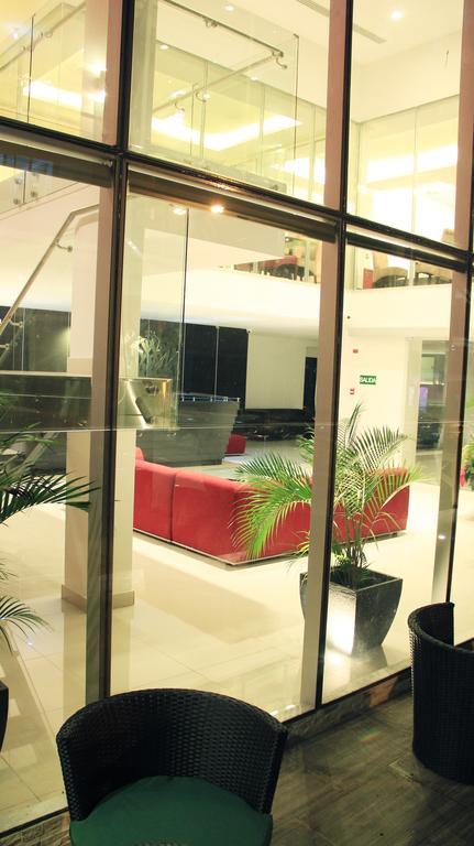 Az Hotel And Suites Панама Сити Екстериор снимка