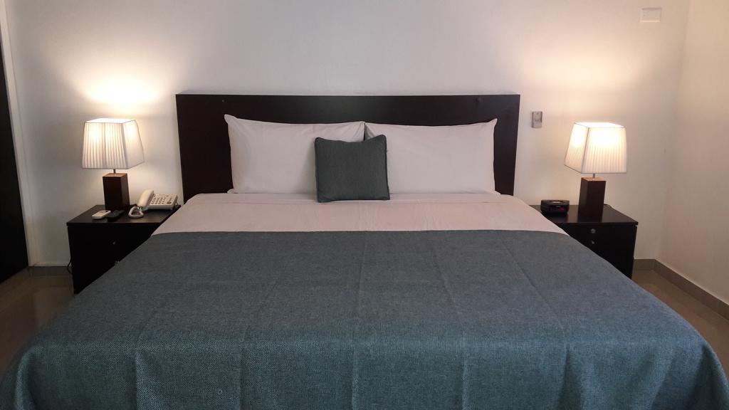 Az Hotel And Suites Панама Сити Екстериор снимка