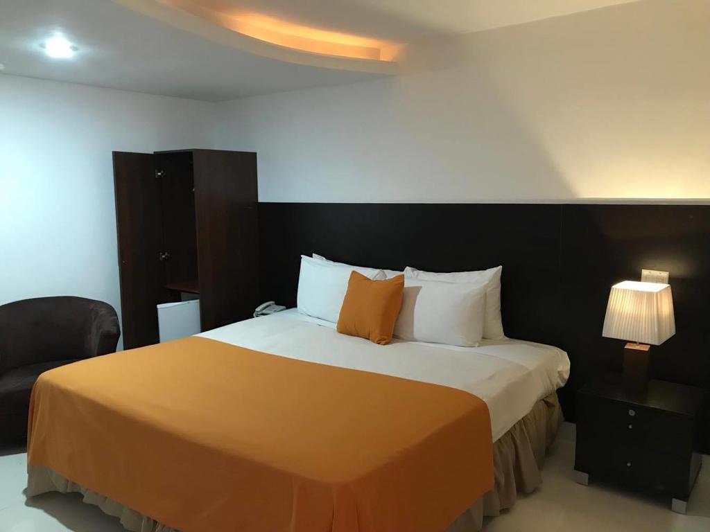 Az Hotel And Suites Панама Сити Екстериор снимка