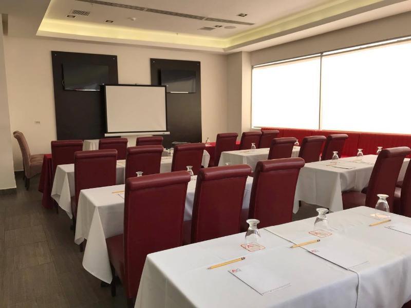 Az Hotel And Suites Панама Сити Екстериор снимка