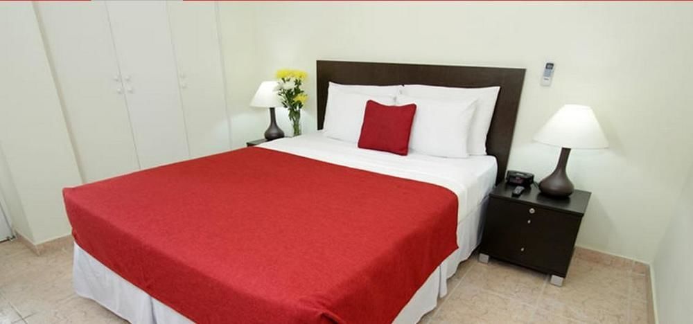 Az Hotel And Suites Панама Сити Екстериор снимка