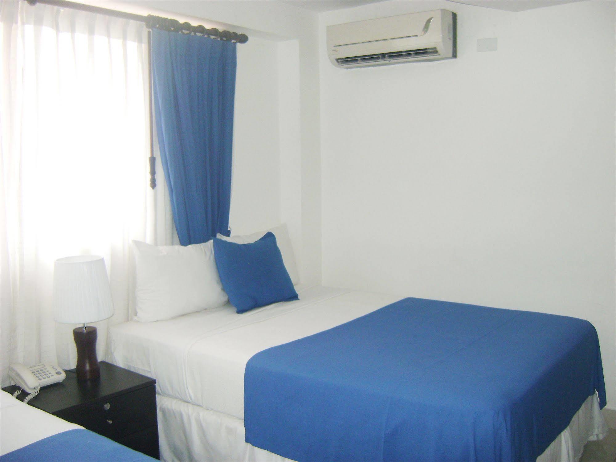 Az Hotel And Suites Панама Сити Екстериор снимка